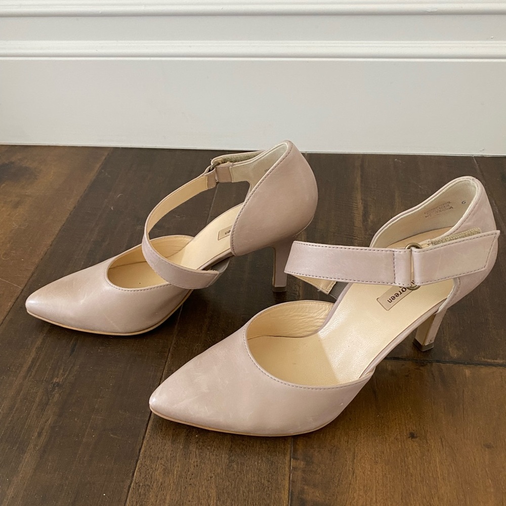 Paul Green nude pumps size 8.5